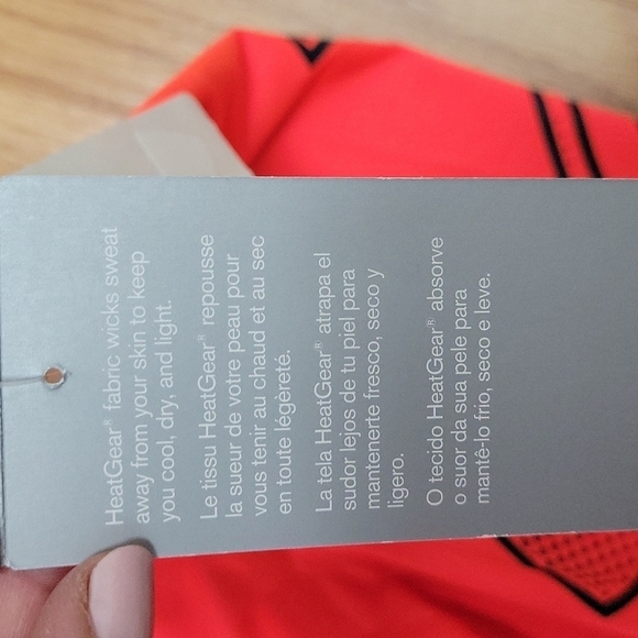 Nwt Under Armour HeatGear boys 3/4 leggings - Picture 4 of 6